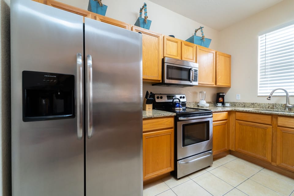 Alternate view of kitchen