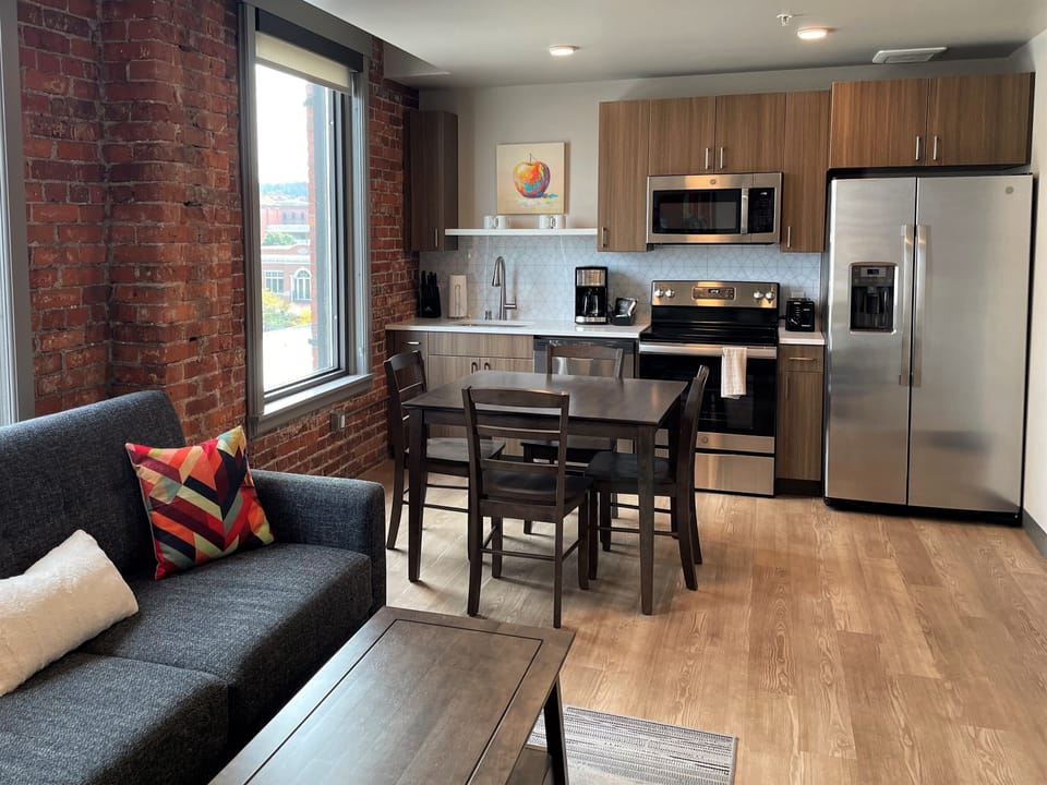 Dining Room | Kitchen