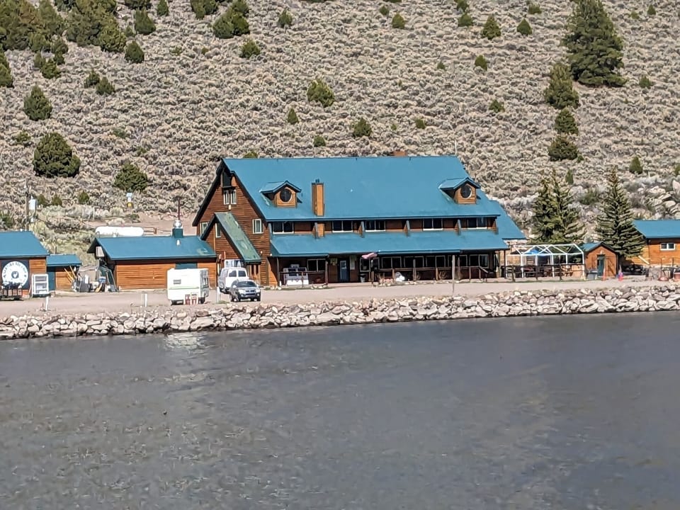PXL_20240519_225413090
