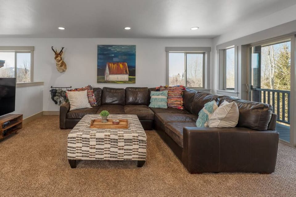 Family Room and 2nd Level Seating