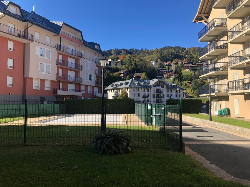 Sport court