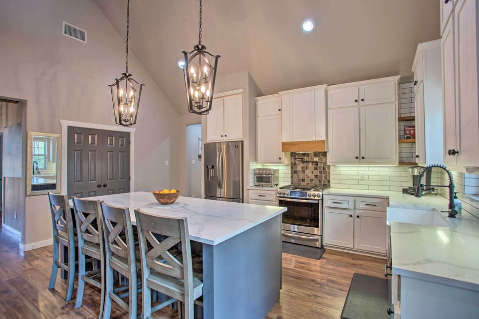 Fully Equipped Kitchen | Gas Stove