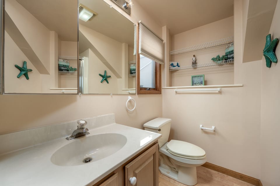 1st Fl Full Bath