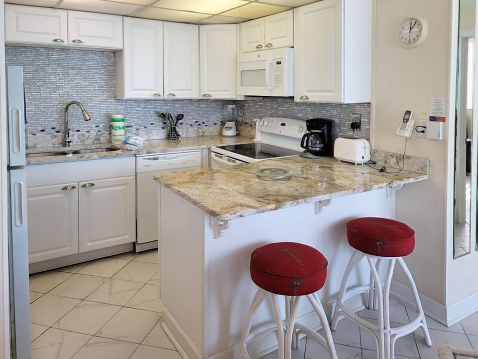 Fully stocked kitchen