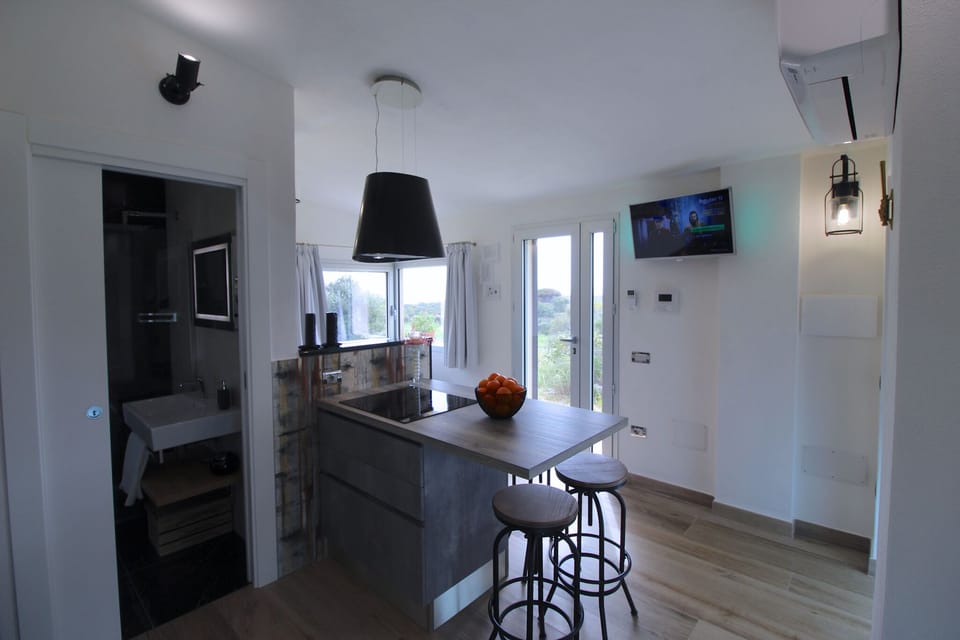 House, 3 Bedrooms | In-room dining