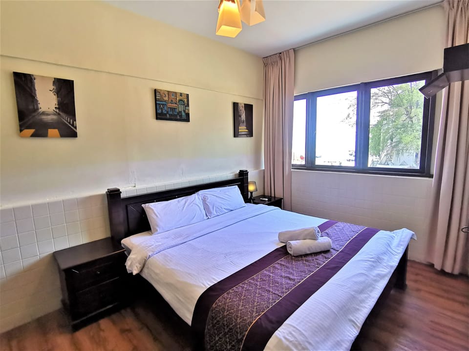 Superior Room, 1 Double Bed, Sea View | Desk, soundproofing, iron/ironing board, free WiFi