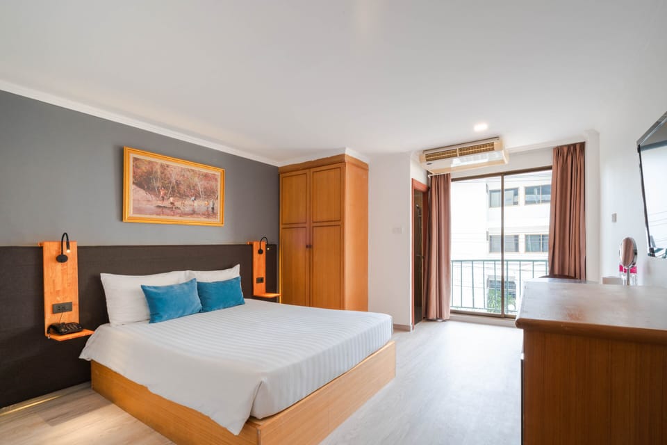 Standard Double Room | Down comforters, individually decorated, individually furnished, desk