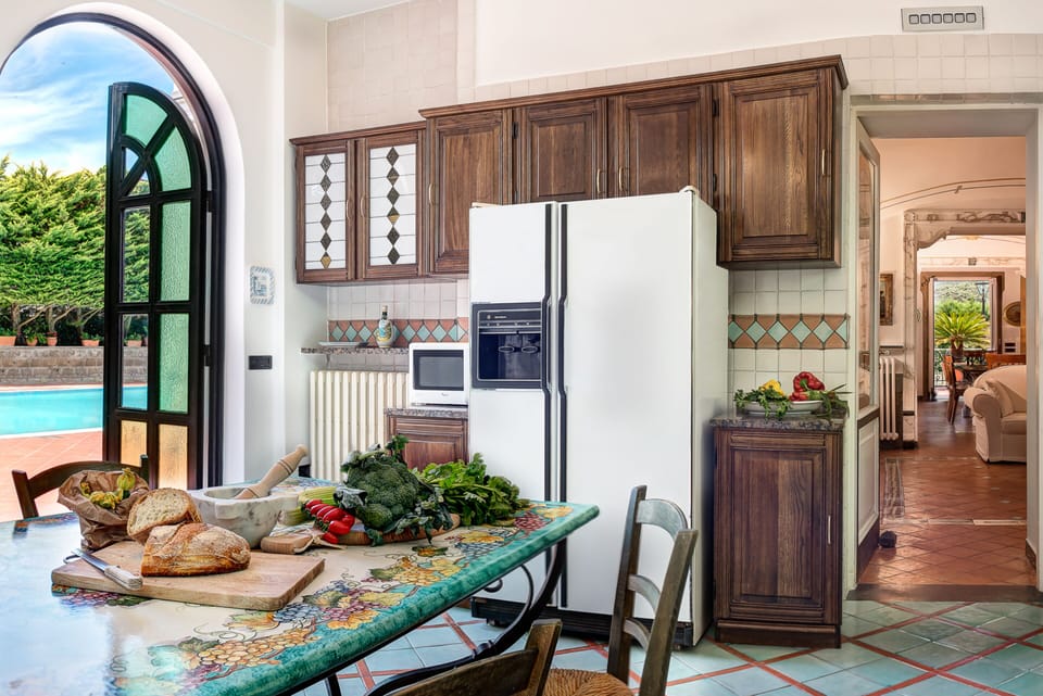 Luxury Villa | Private kitchen | Oven, stovetop, dishwasher, espresso maker