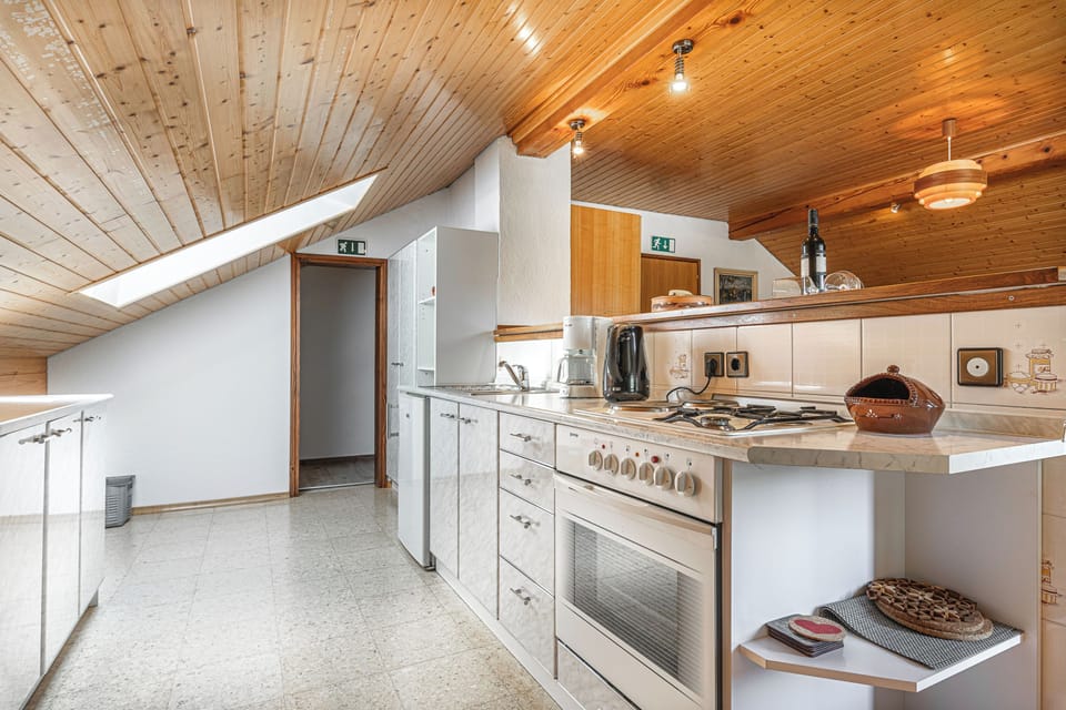 Honeymoon House, 2 Bedrooms, Balcony (House Mavko Near Lake Cerknica) | Private kitchen | Fridge, oven, stovetop, coffee/tea maker