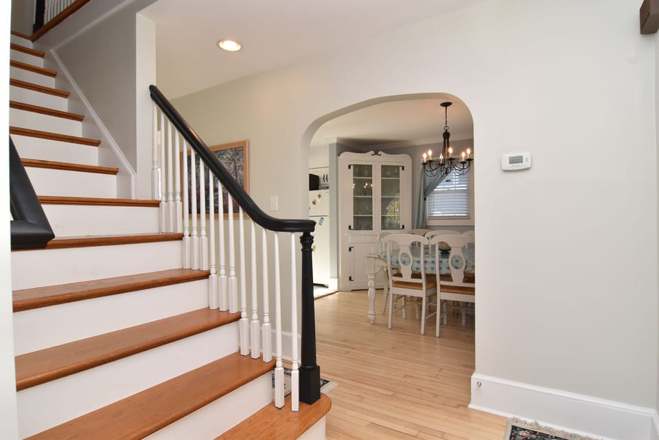 Stairway leading up to bedrooms!