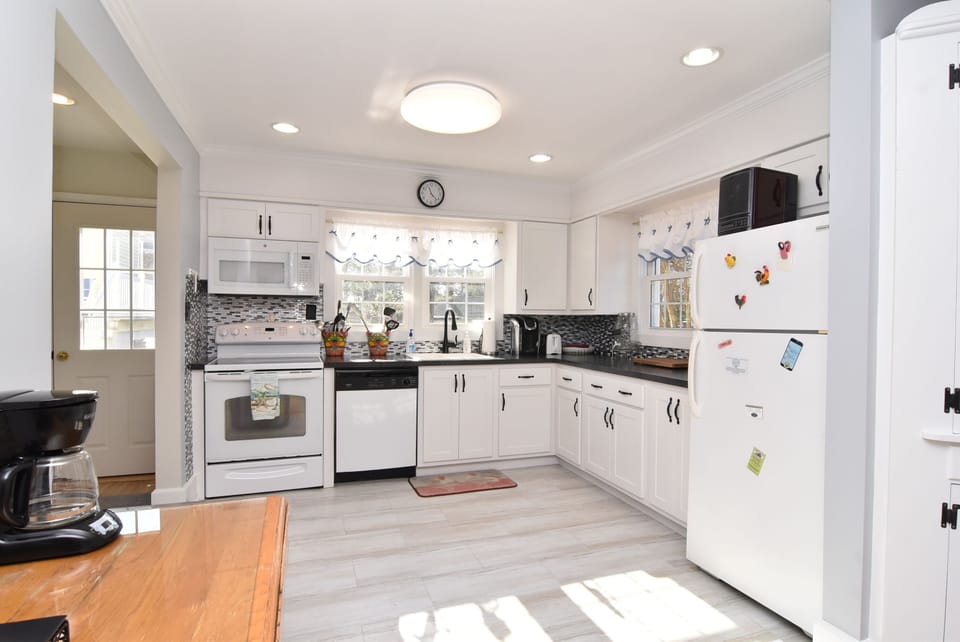 Enjoy cooking in this recently remodeled fully equipped kitchen!