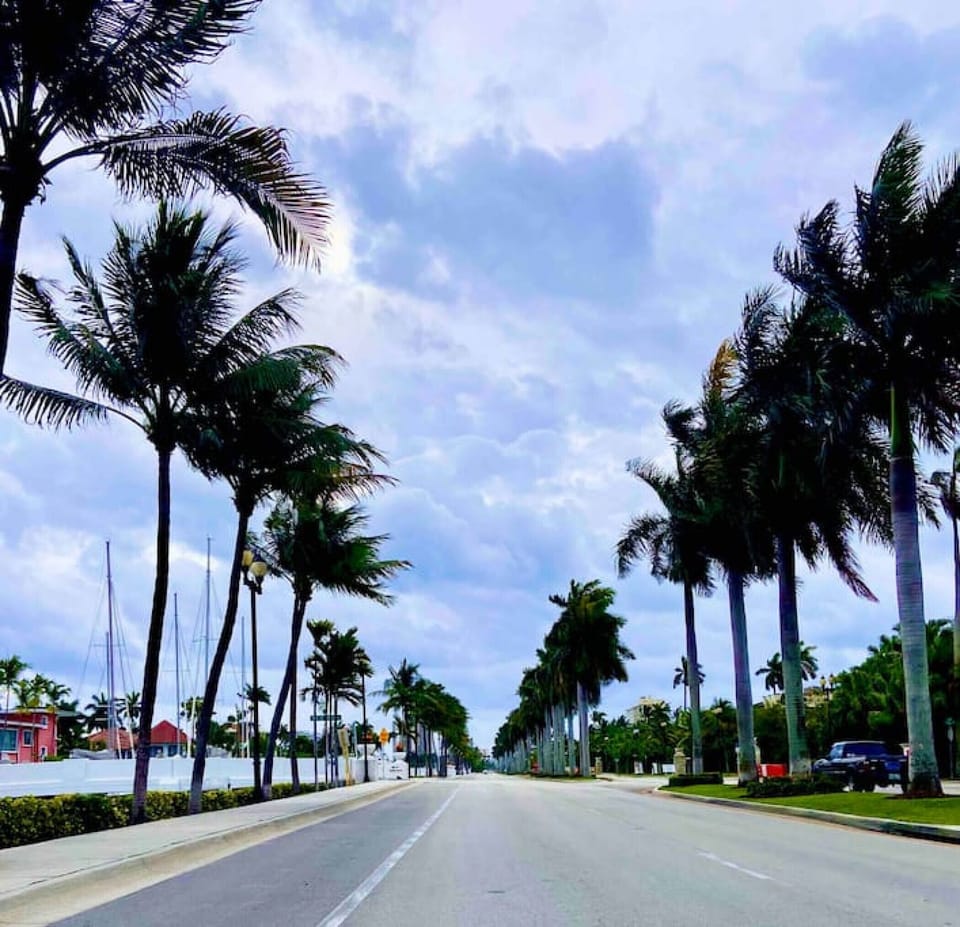 Las Olas bl