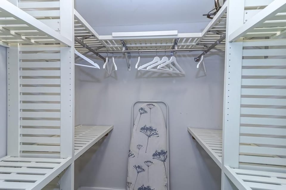 Master Bedroom Closet