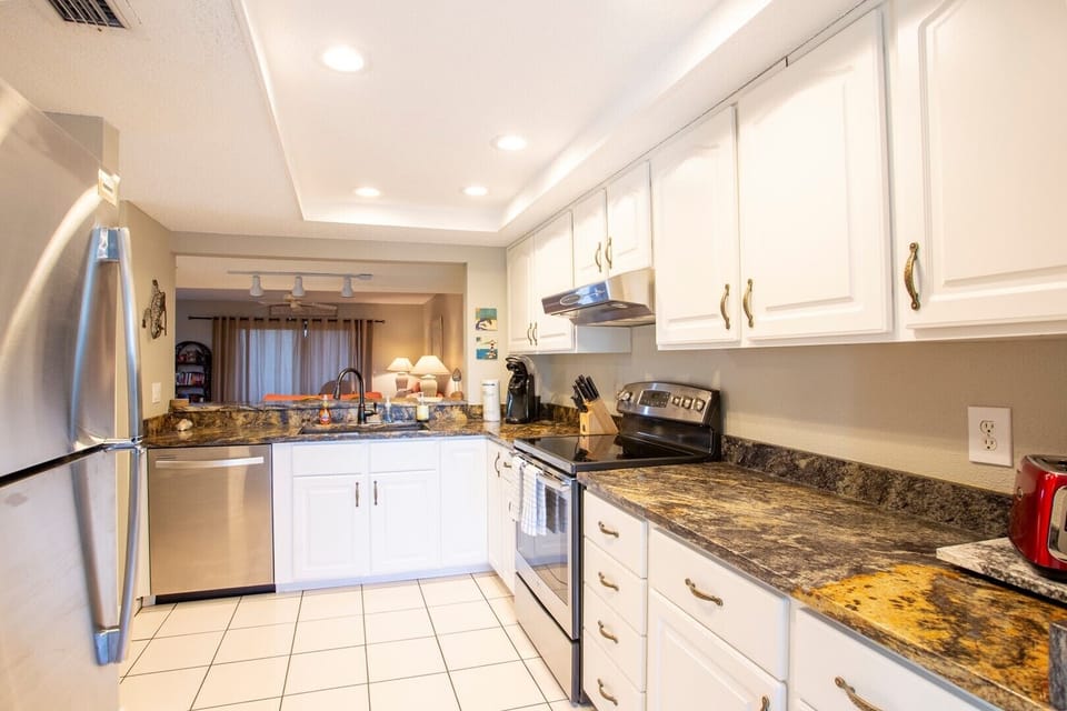 Fully Equipped Kitchen for Cooking