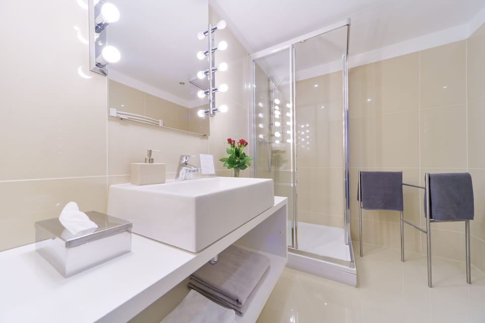 Straszewskiego 24 Boutique Apartments Bed and Breakfast in Krakow