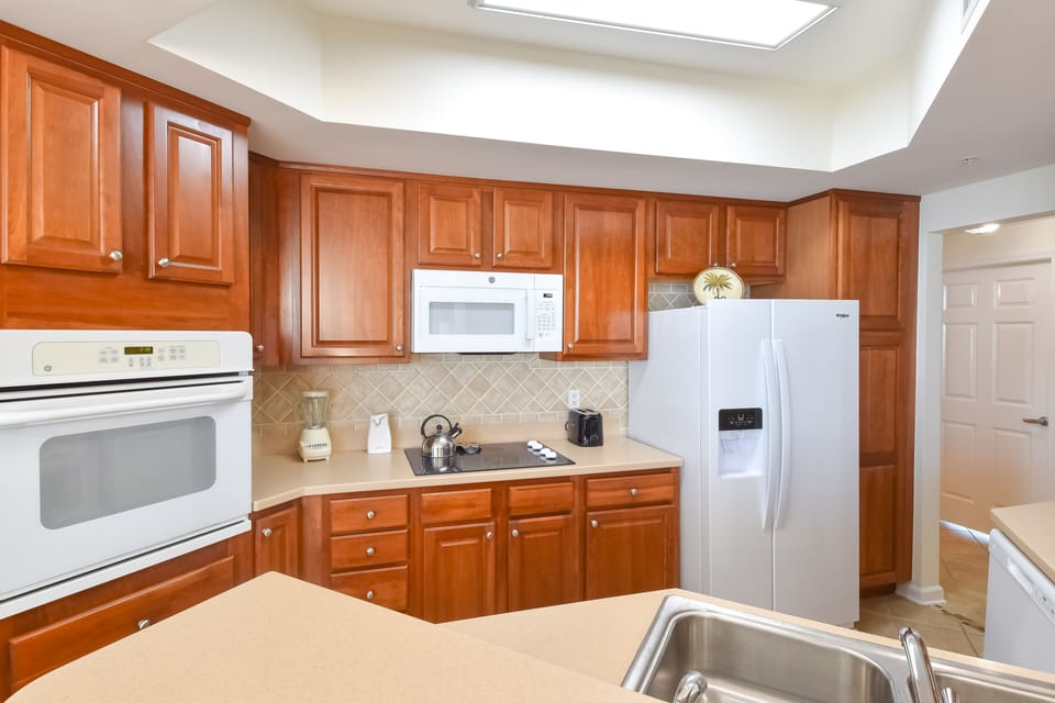Silver Beach Tower West 403- Kitchen