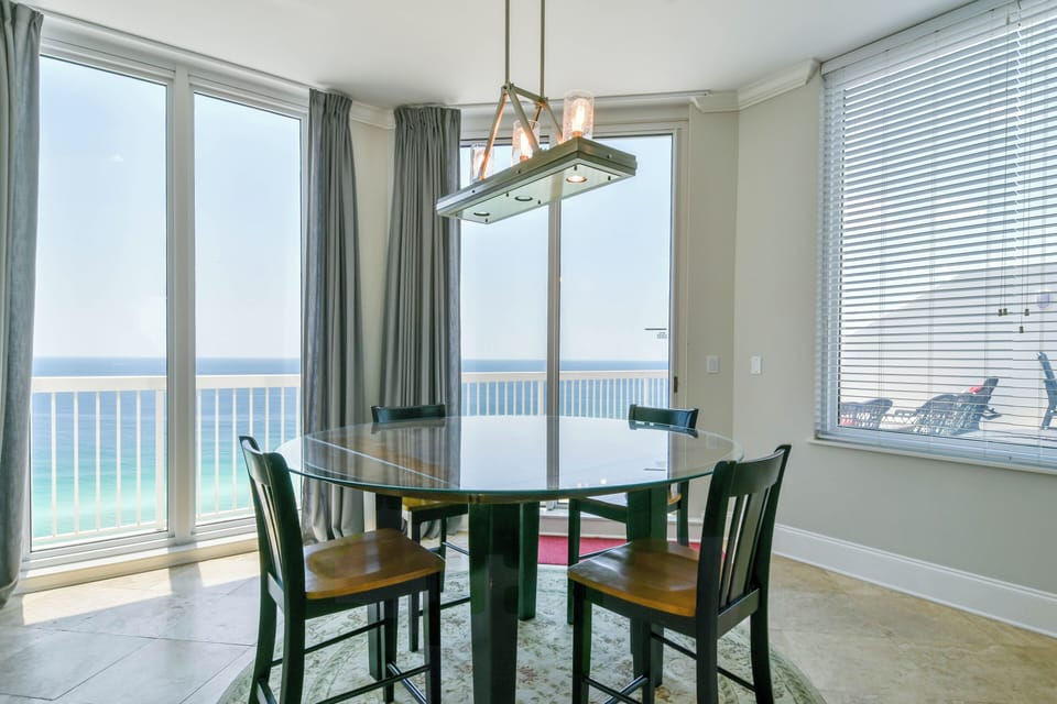 Silver Beach Towers West Penthouse 1903-Dining Area