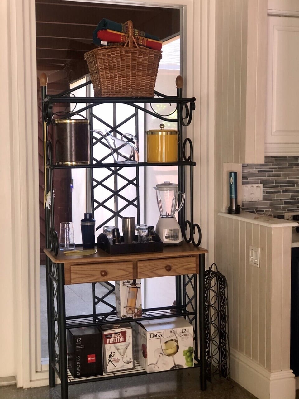 Cocktail station 