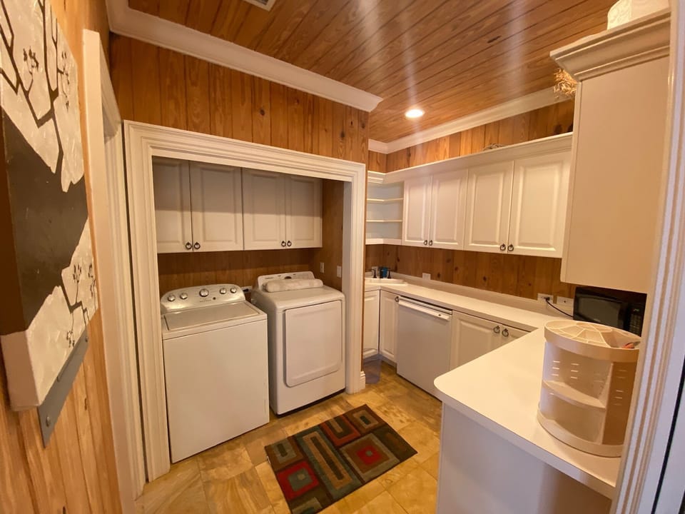 interior laundry and kitchenette 