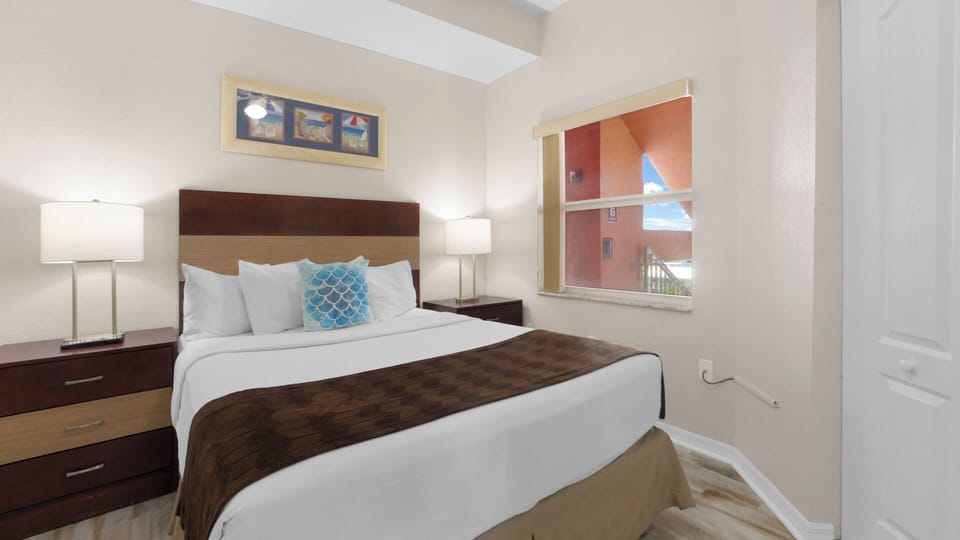 Surf Beach Room 601 Guest Bedroom