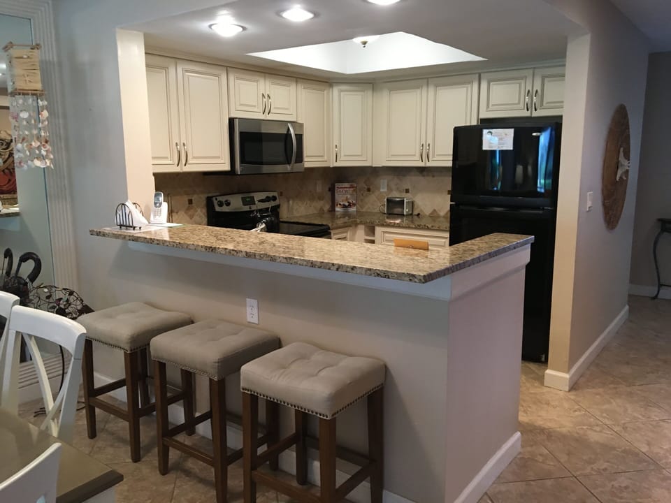 Kitchen bar top with stools