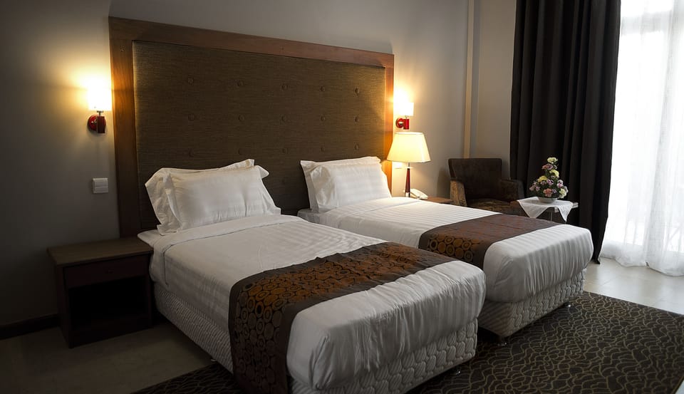 Standard Single Room | Hypo-allergenic bedding, in-room safe, desk, blackout drapes