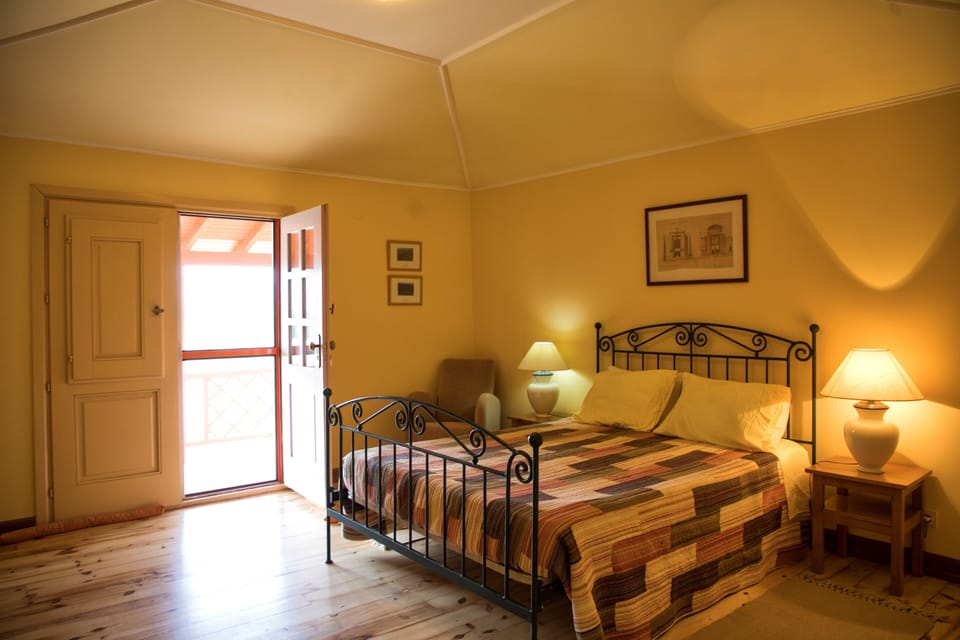 Standard Room | Individually furnished, soundproofing, free cribs/infant beds