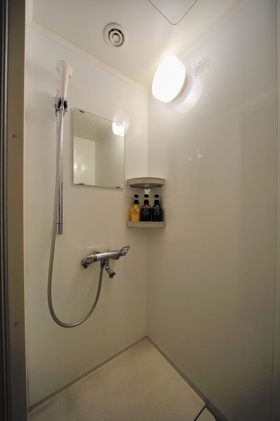 Free toiletries, hair dryer, slippers, bidet