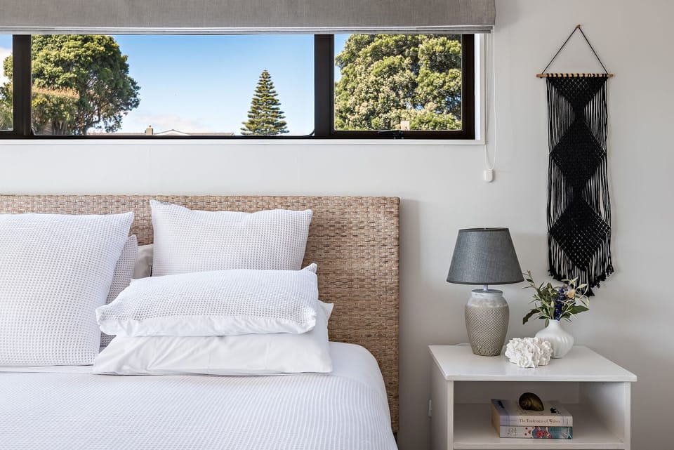 Master Bedroom (King)