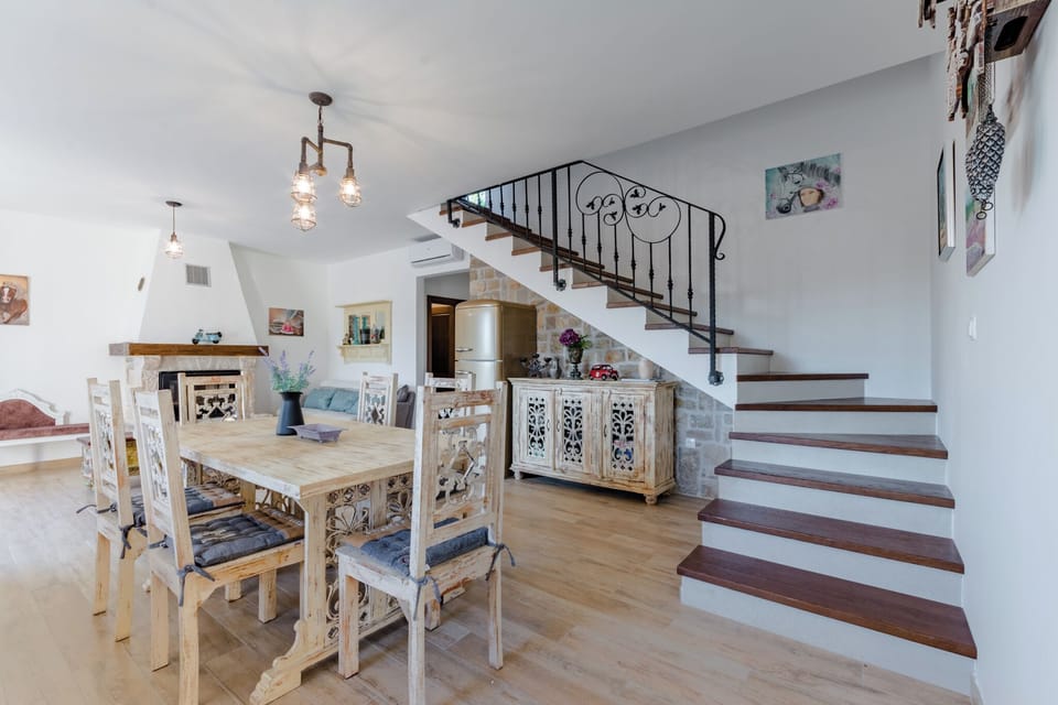 House (Two Bedroom Holiday Home with Private) | Interior
