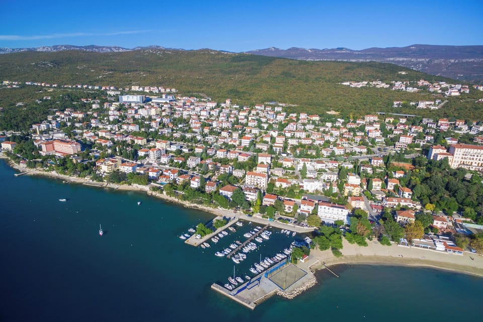 Apartment Suzy Apartment in Primorje-Gorski Kotar County