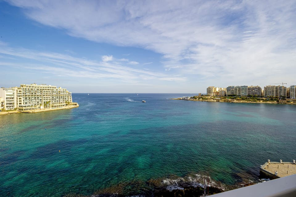 Stunning sea views of Spinola Bay from the seafront balcony!