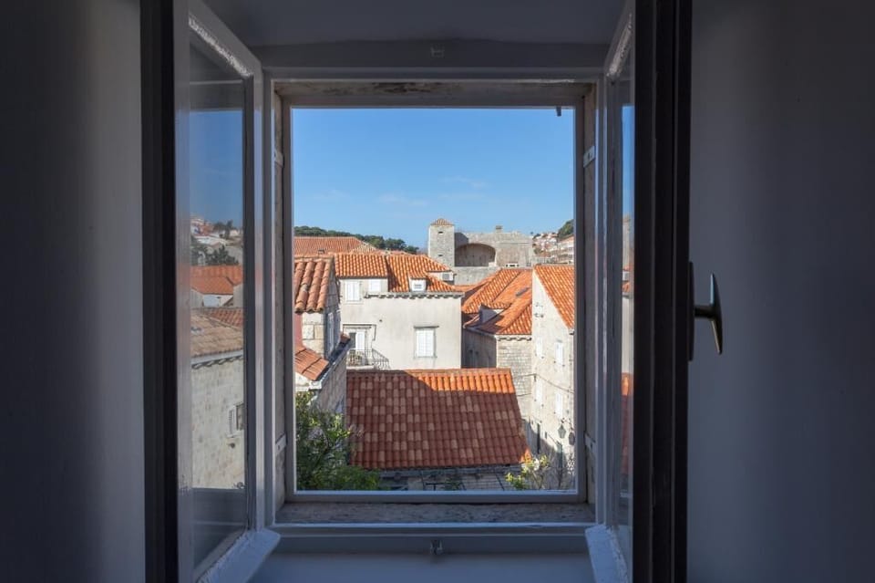 Studio (Studio Apartment with City View) | View from room