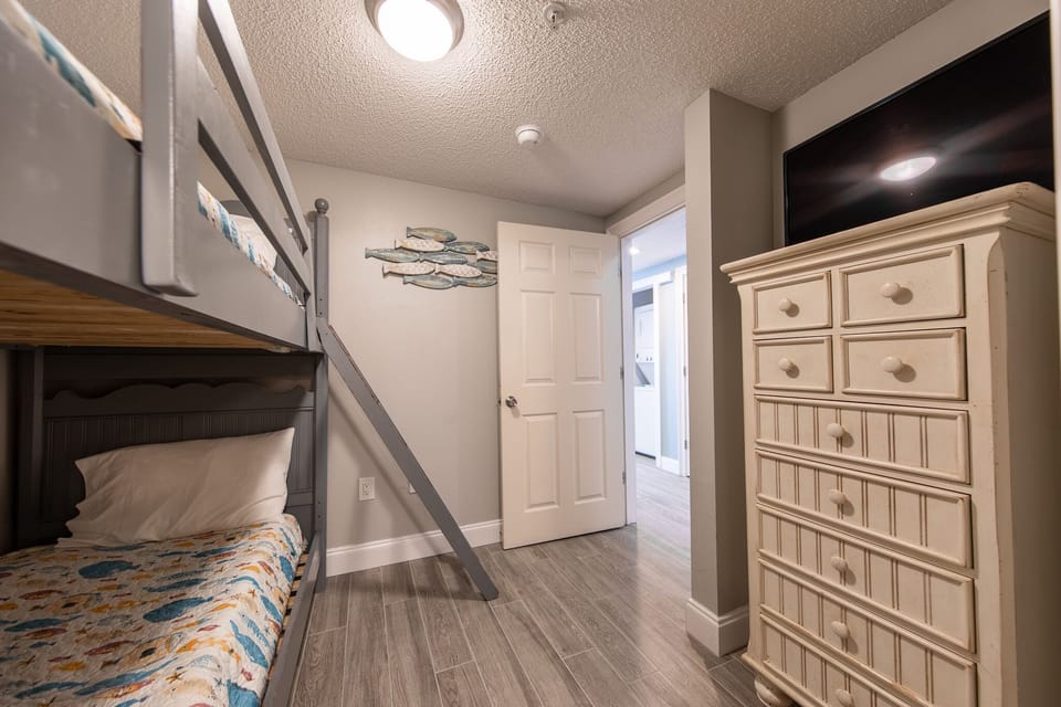 4th bedroom.