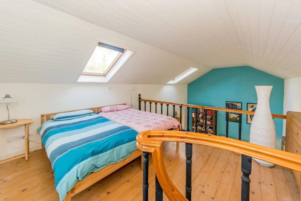 the mezzanine bedroom