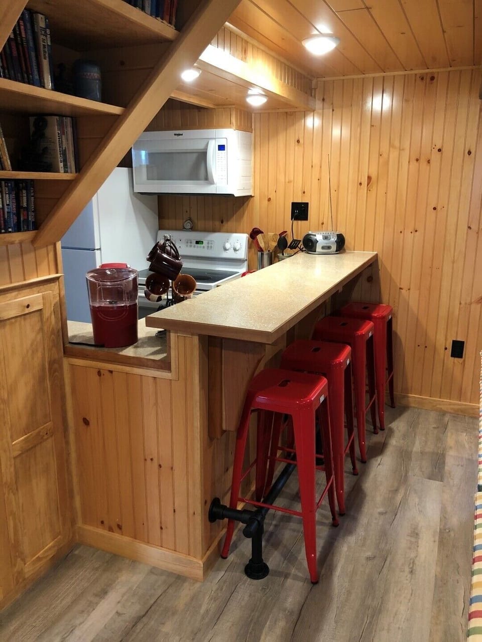Eat In Kitchen Bar