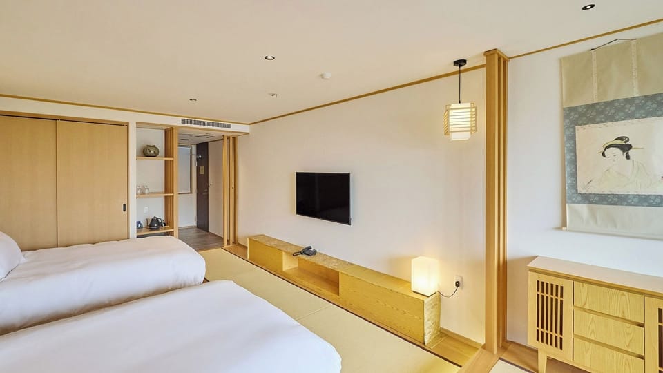 ・[Premium Room] Spend some time at our inn relaxing with your loved ones and being soothed by nature.