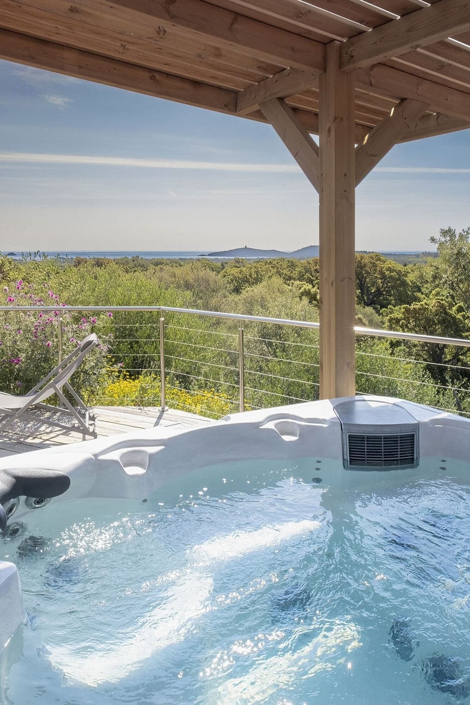 Outdoor spa tub
