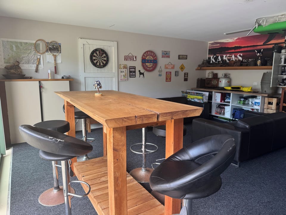 Entertaining area