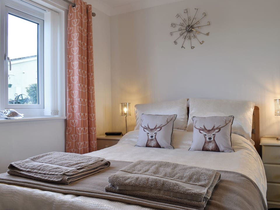 Double bedroom | Sea View Cottages- North Sea Views - Sea View Cottages, Knipe Point, near Cayton