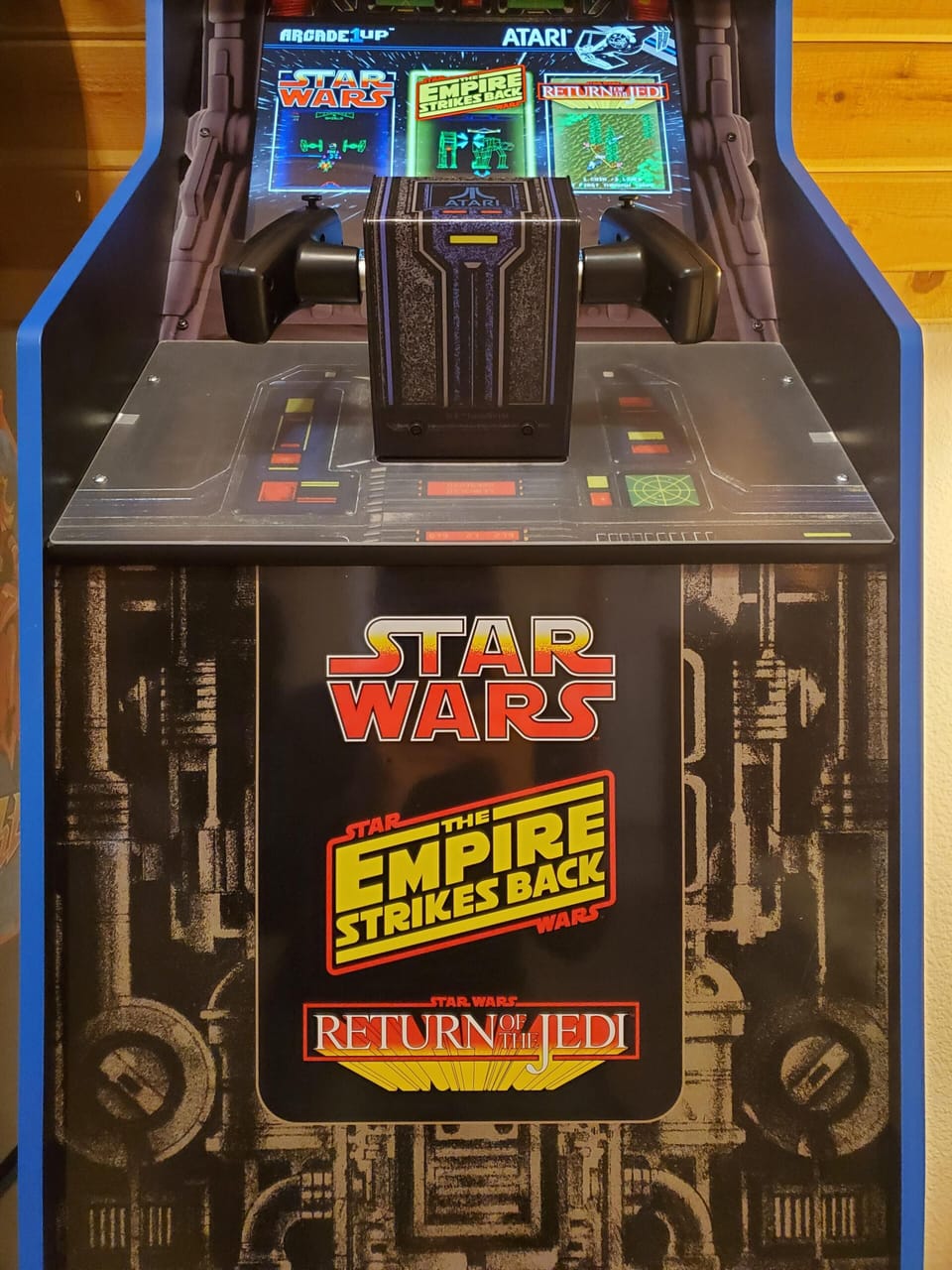 Loft: Classic Arcade (3 Star Wars Games)