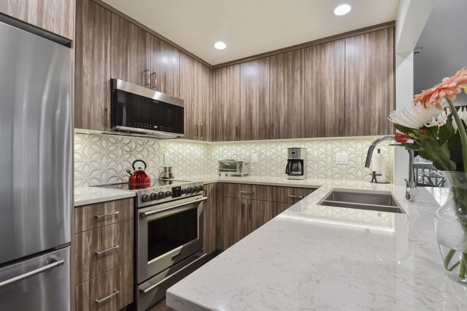 Full kitchen equipped with plenty of items for cooking & dining