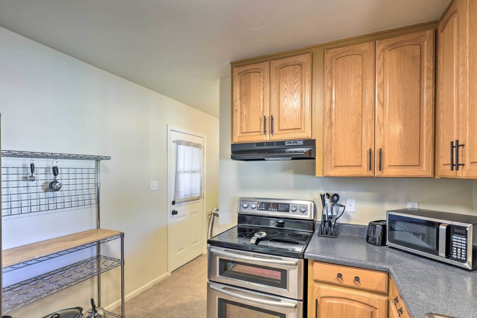 Fully Equipped Kitchen | Blender | Crock-Pot