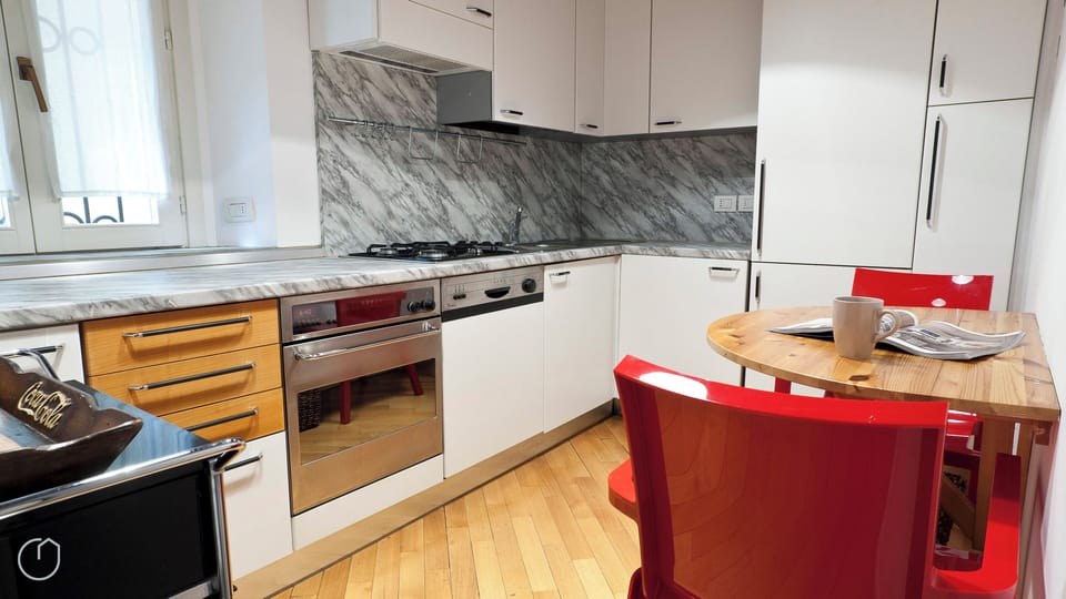 Apartment (1 Bedroom) | Interior