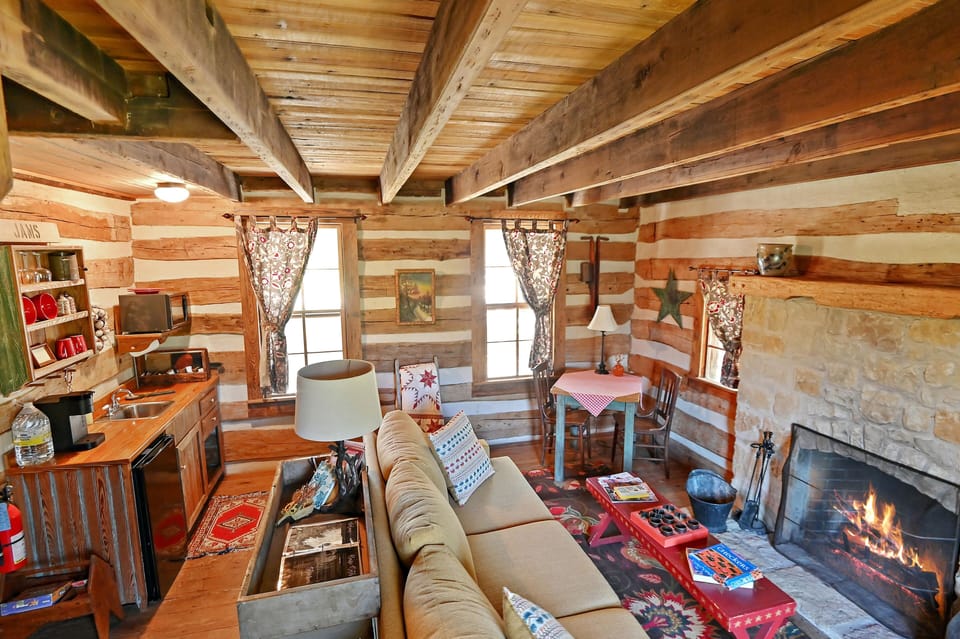 Cabin, 1 Bedroom | Private kitchen | Fridge, microwave, coffee/tea maker, toaster