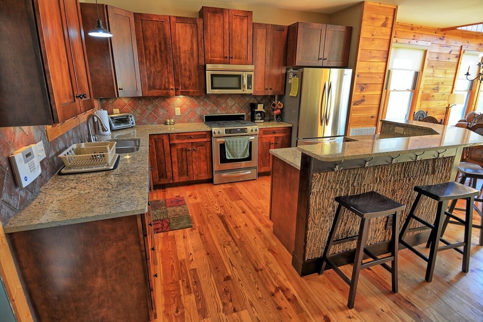 Kitchen with Modern Appliances