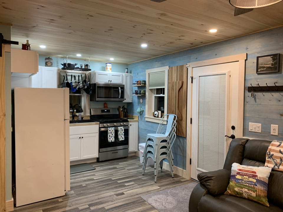 Kitchen/dining area 