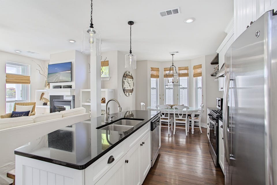 Destin2bHere Kitchen Alt