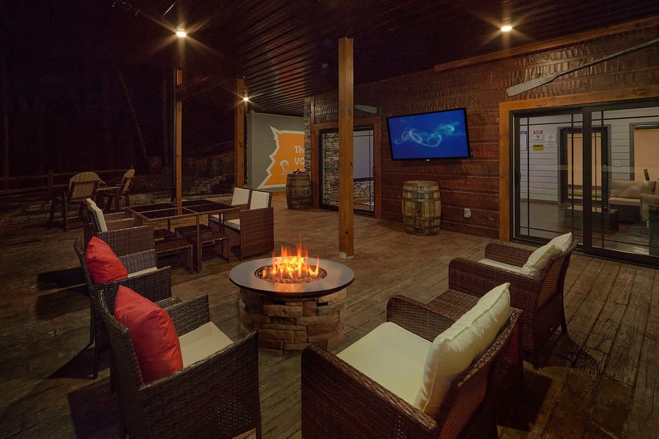 Gather around the fire table to warm up on a cold night