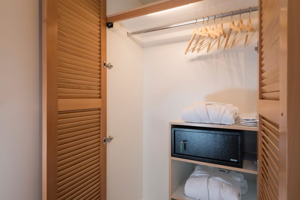 Superior Bungalow, Beachfront | Safe